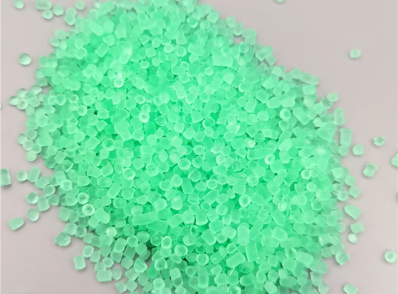 绿色透明医用级聚氯乙烯粒料